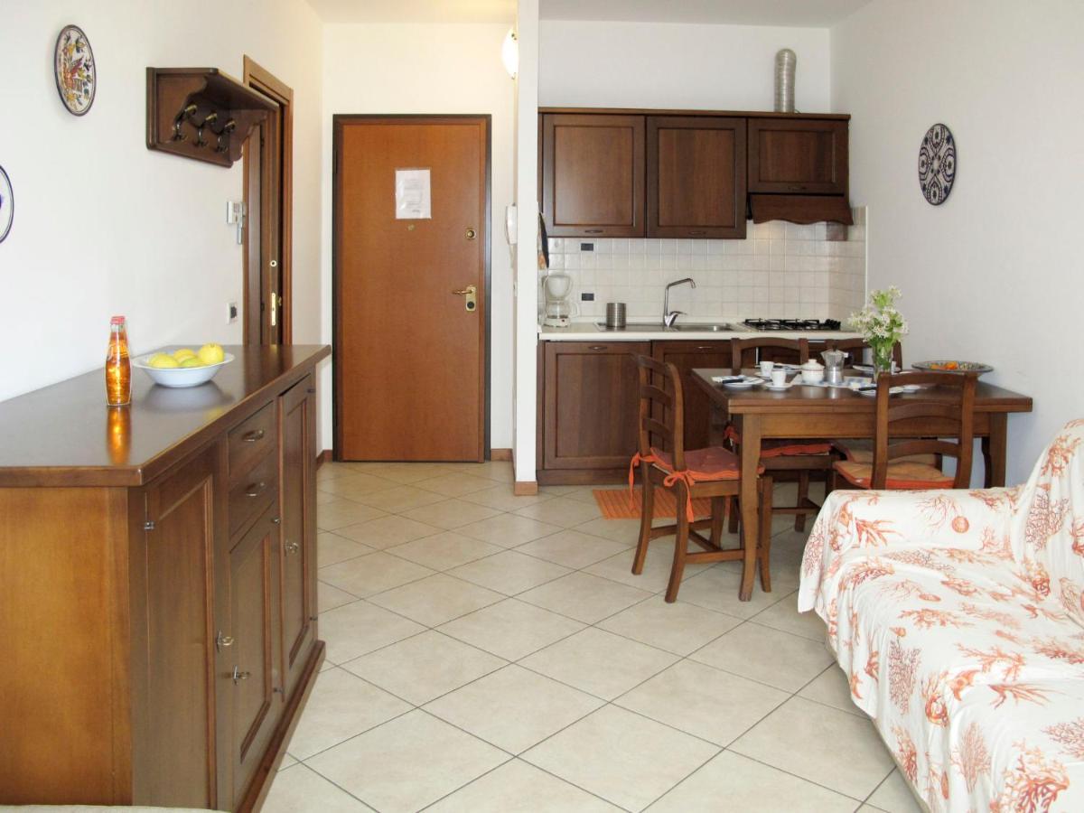 Apartment Cala Azzurra - Imp312 By Interhome Империя Экстерьер фото